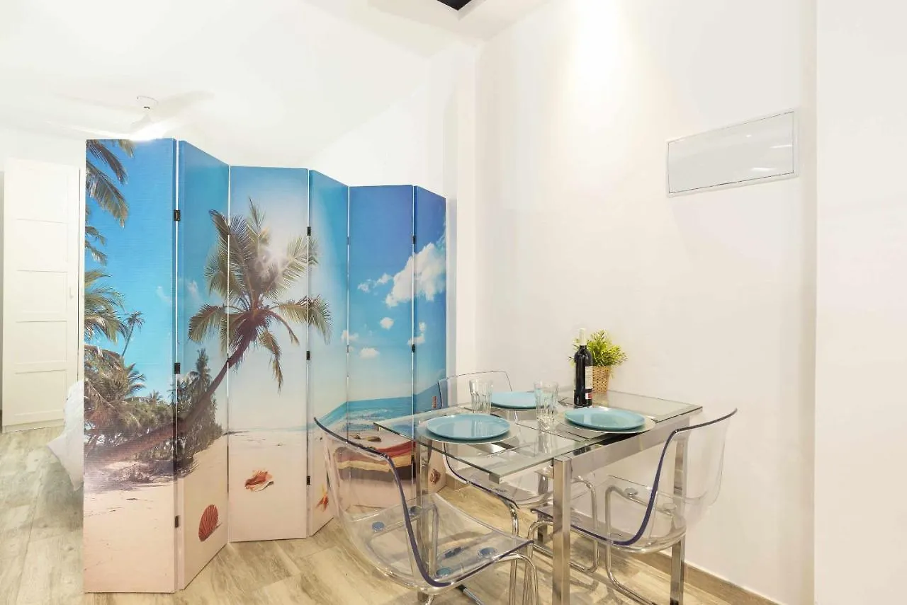 Vialia Suites The Beach Malaga